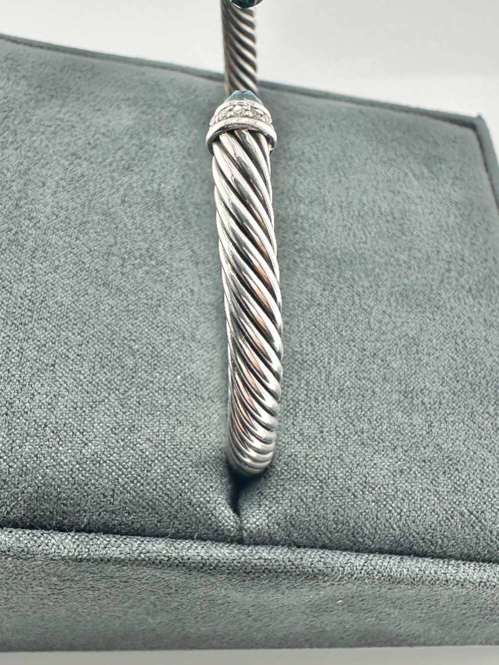David Yurman Cable Cuff w/ Blue Topaz & Pavé White Diamonds - 5mm - Medium - Picture 5 of 15